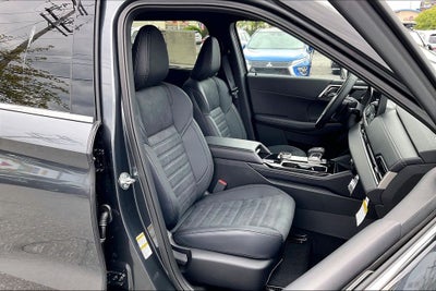 2026 Mitsubishi Outlander LE