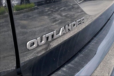 2026 Mitsubishi Outlander LE