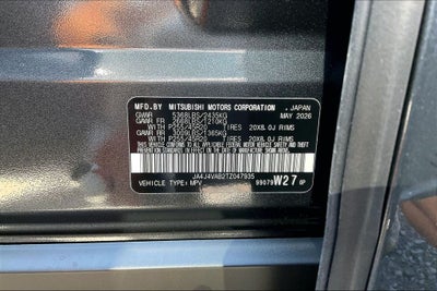 2026 Mitsubishi Outlander LE