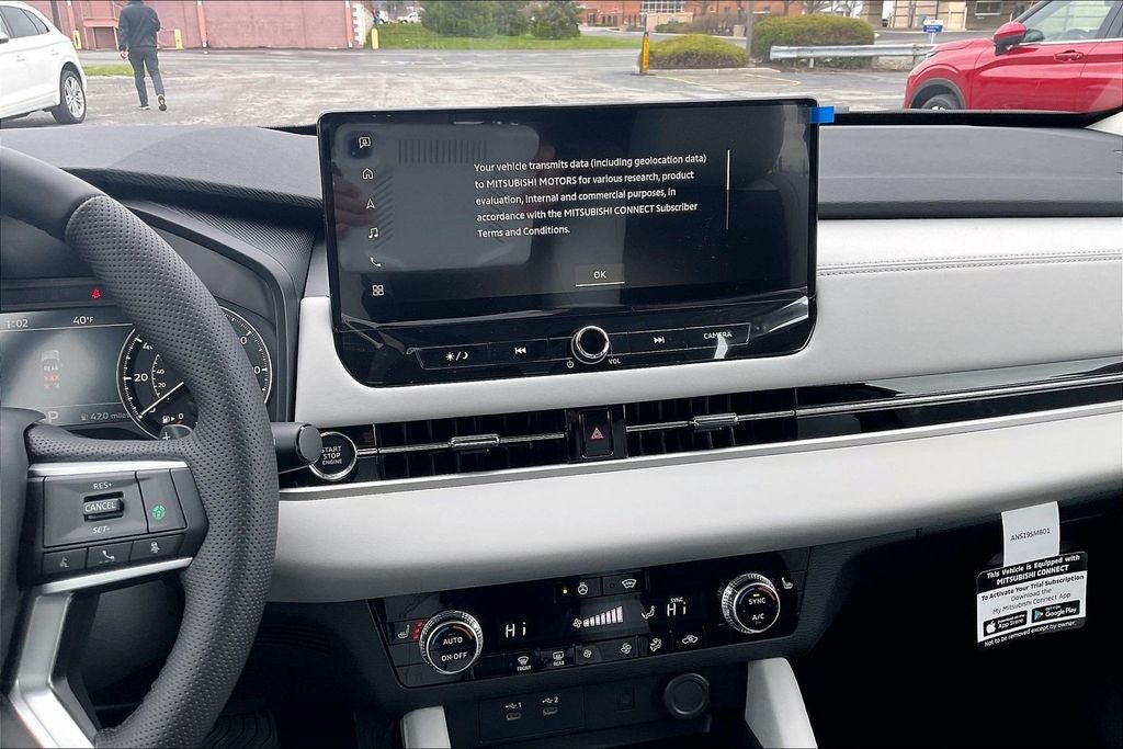 2026 Mitsubishi Outlander SE