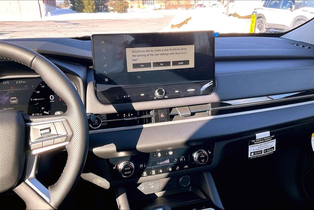 2026 Mitsubishi Outlander SE