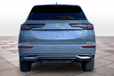 2026 Mitsubishi Outlander SE