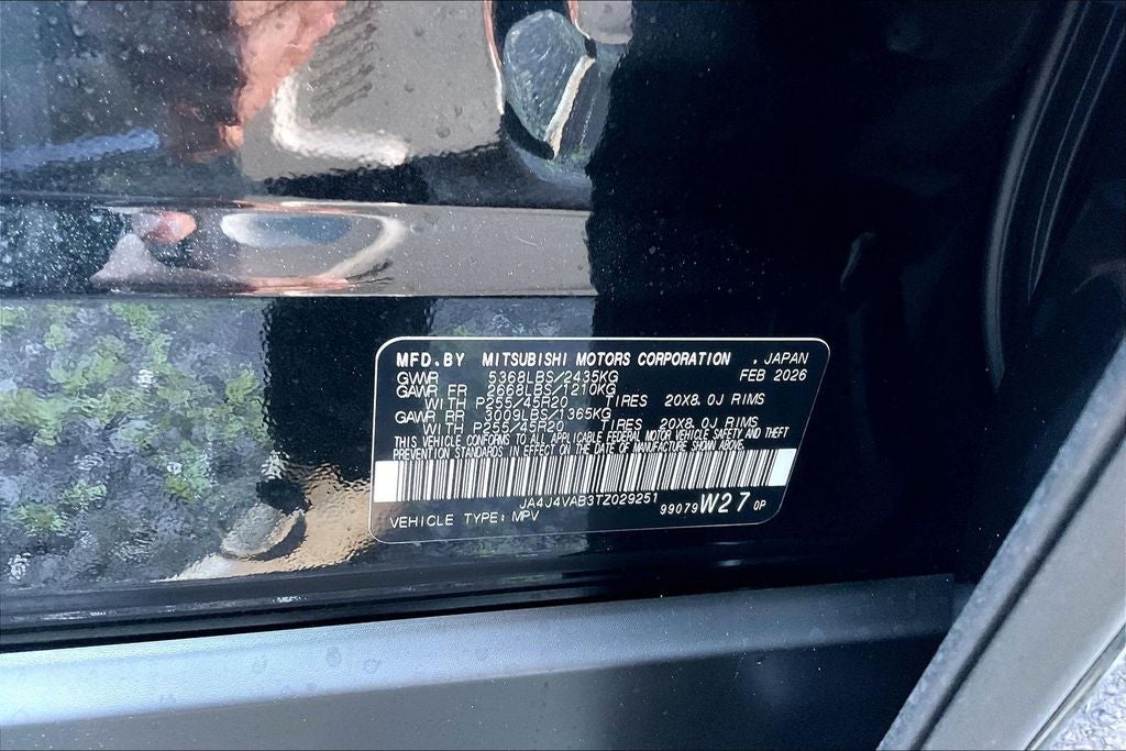 2026 Mitsubishi Outlander LE