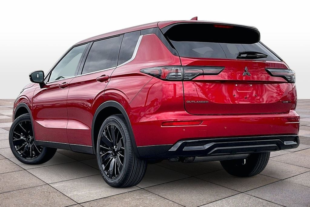 2026 Mitsubishi Outlander LE