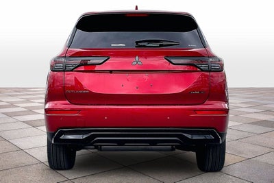 2026 Mitsubishi Outlander LE