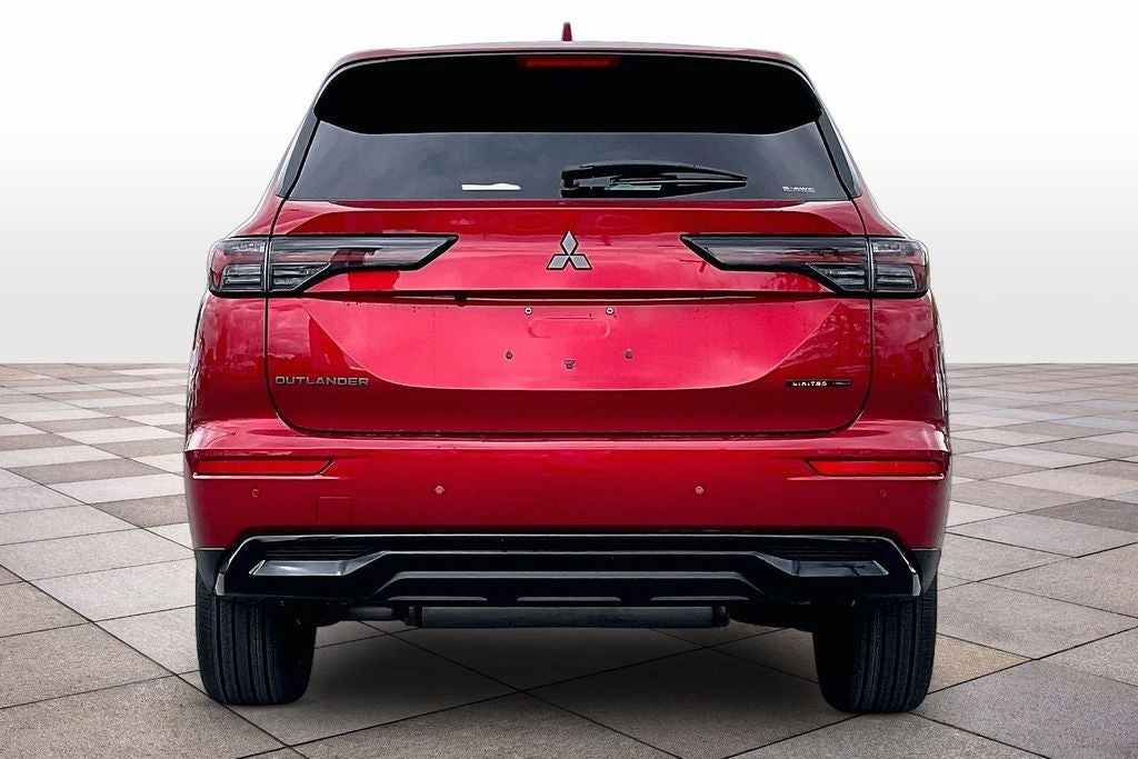 2026 Mitsubishi Outlander LE