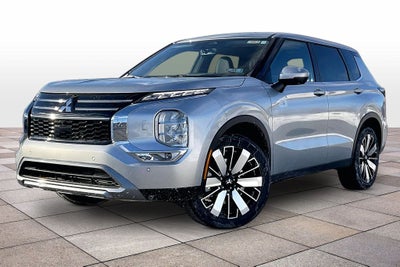 2026 Mitsubishi Outlander SE