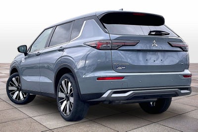 2026 Mitsubishi Outlander SE