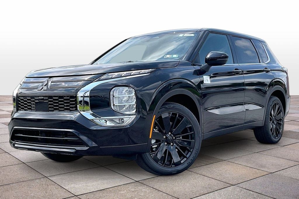 2026 Mitsubishi Outlander LE