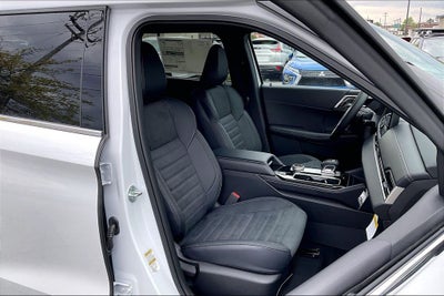2026 Mitsubishi Outlander LE