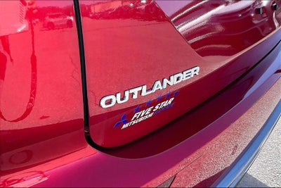 2026 Mitsubishi Outlander SE