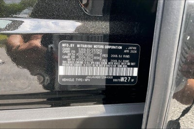 2026 Mitsubishi Outlander LE