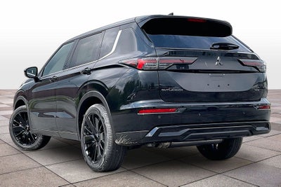2026 Mitsubishi Outlander LE