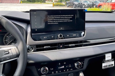 2026 Mitsubishi Outlander LE