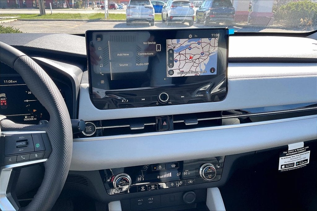 2026 Mitsubishi Outlander SE