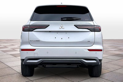 2026 Mitsubishi Outlander SE