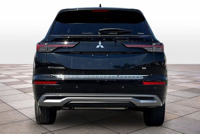 2026 Mitsubishi Outlander SE