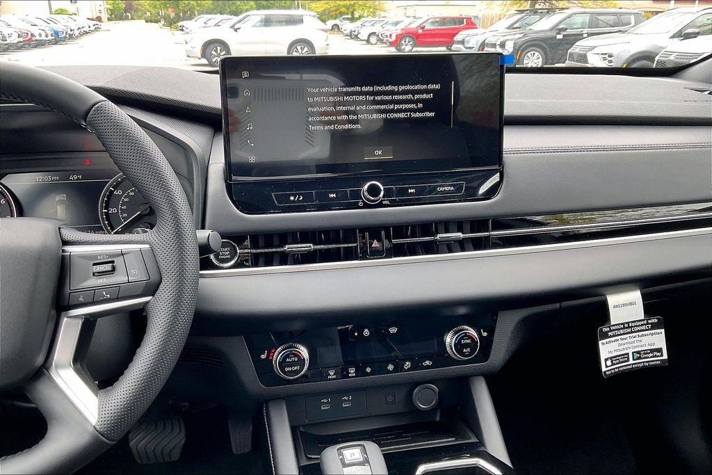 2026 Mitsubishi Outlander LE