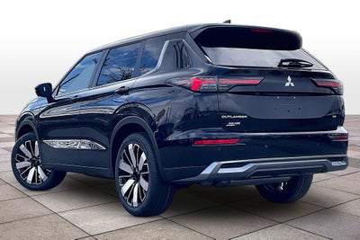 2026 Mitsubishi Outlander SE