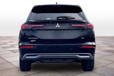 2026 Mitsubishi Outlander SE