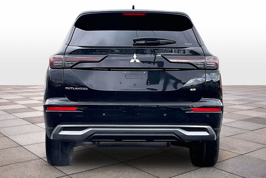 2026 Mitsubishi Outlander SE