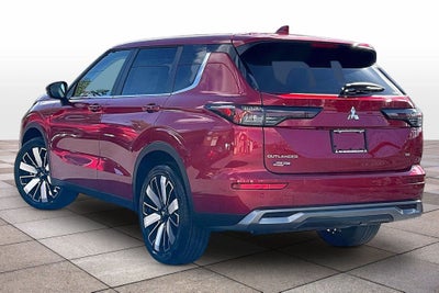 2026 Mitsubishi Outlander SE