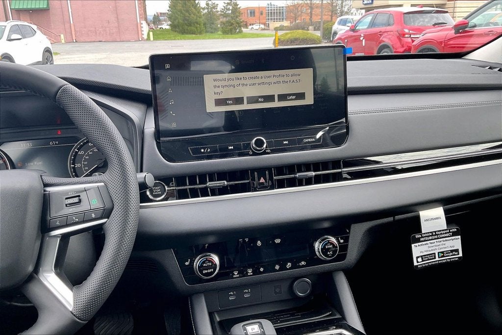 2026 Mitsubishi Outlander SE