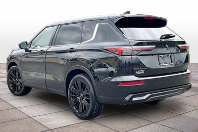2026 Mitsubishi Outlander LE