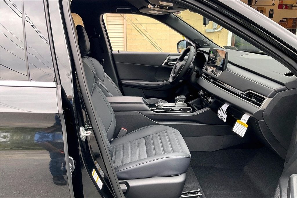 2026 Mitsubishi Outlander LE