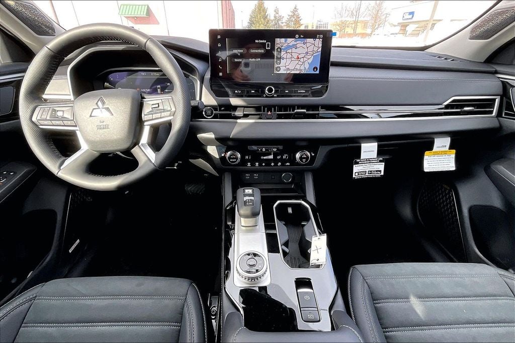 2026 Mitsubishi Outlander SE