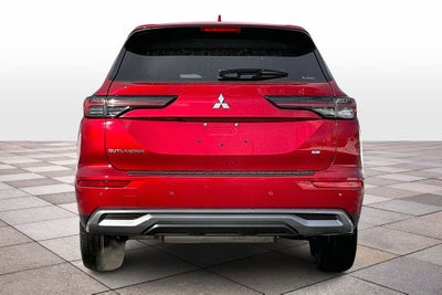 2026 Mitsubishi Outlander SE