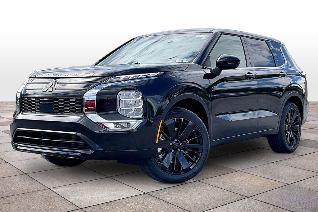 2026 Mitsubishi Outlander LE