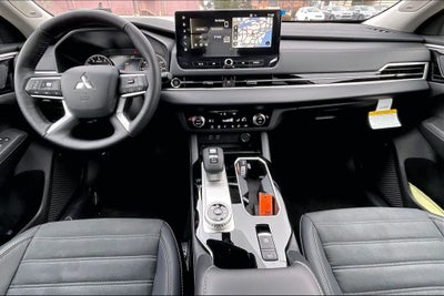 2026 Mitsubishi Outlander Trail Edition