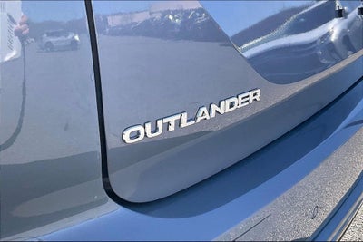 2026 Mitsubishi Outlander SE