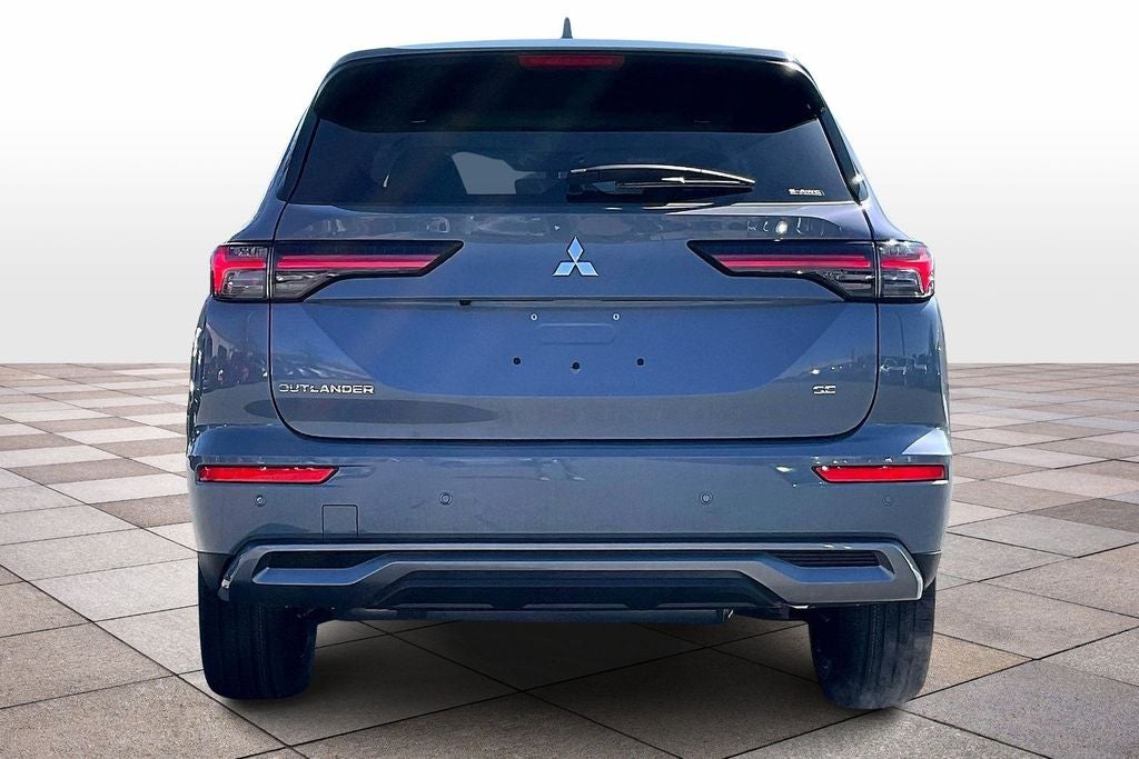 2026 Mitsubishi Outlander SE