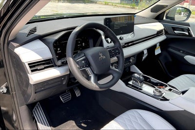 2025 Mitsubishi Outlander Platinum Edition