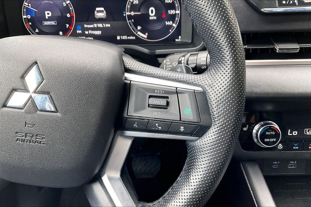 2024 Mitsubishi Outlander SEL Black Edition w/PanoRoof