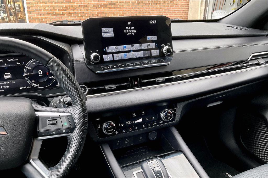 2024 Mitsubishi Outlander SEL Black Edition w/PanoRoof