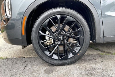 2024 Mitsubishi Outlander SEL Black Edition w/PanoRoof