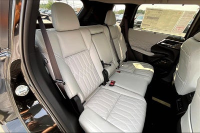 2025 Mitsubishi Outlander Platinum Edition