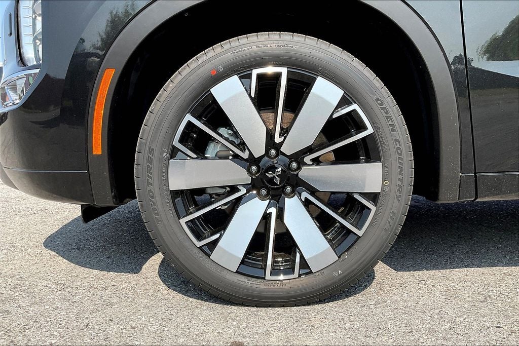 2025 Mitsubishi Outlander Platinum Edition