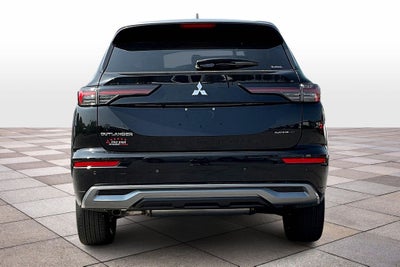 2025 Mitsubishi Outlander Platinum Edition