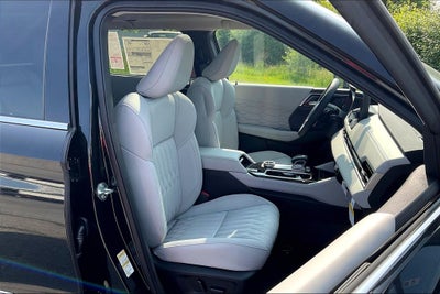 2025 Mitsubishi Outlander Platinum Edition