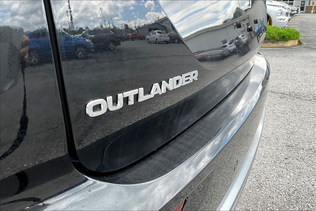 2025 Mitsubishi Outlander Platinum Edition