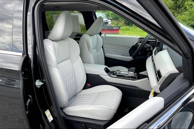 2025 Mitsubishi Outlander Platinum Edition