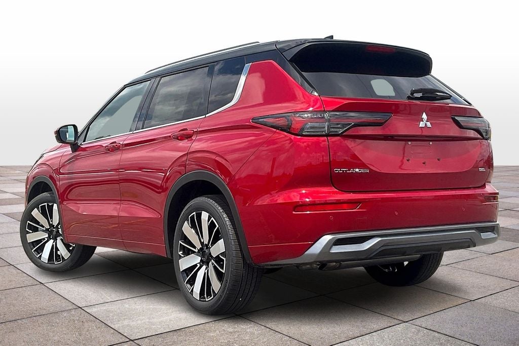 2025 Mitsubishi Outlander SEL