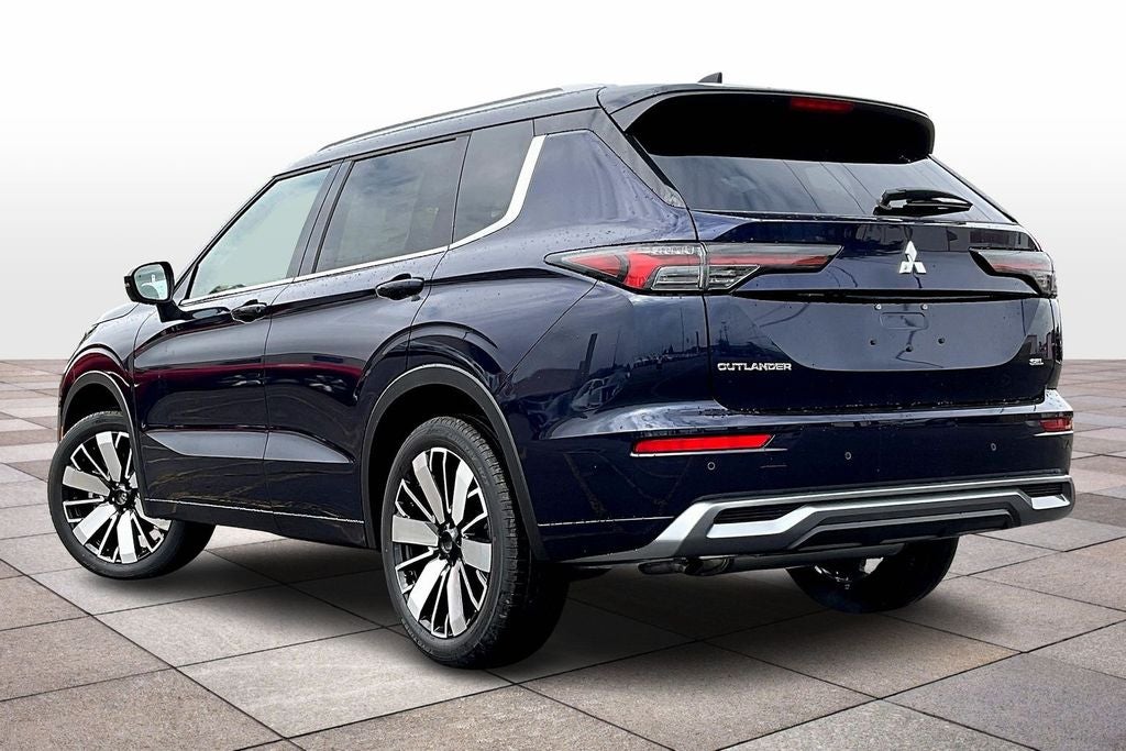 2025 Mitsubishi Outlander SEL