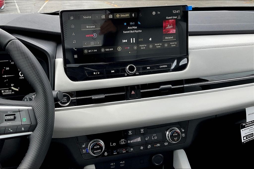 2025 Mitsubishi Outlander SEL