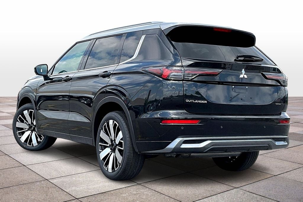2025 Mitsubishi Outlander Platinum Edition