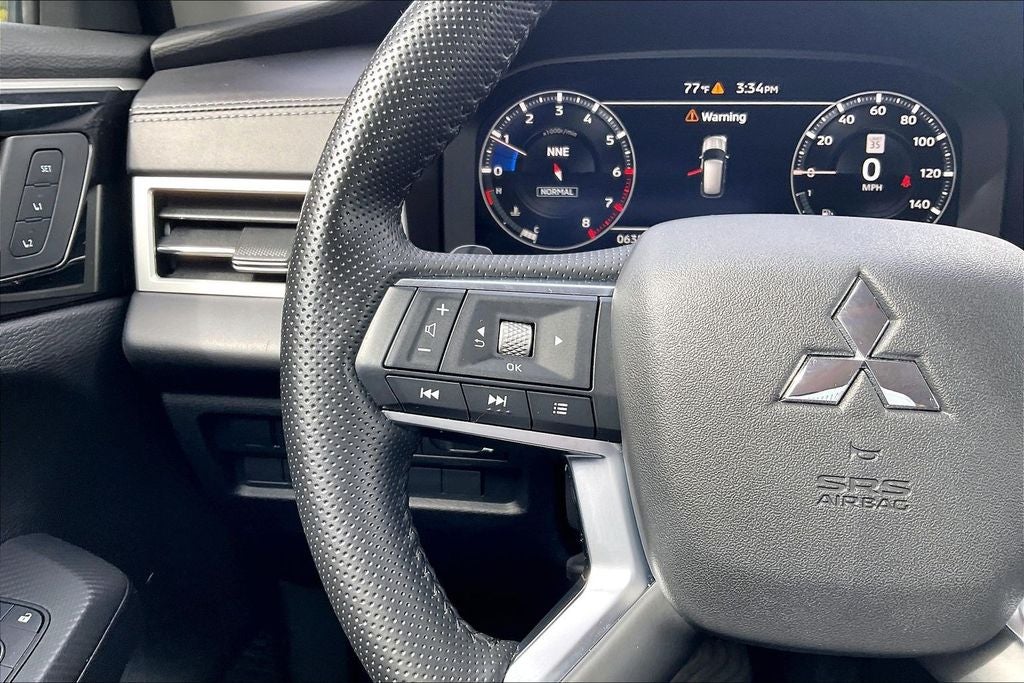 2024 Mitsubishi Outlander SEL